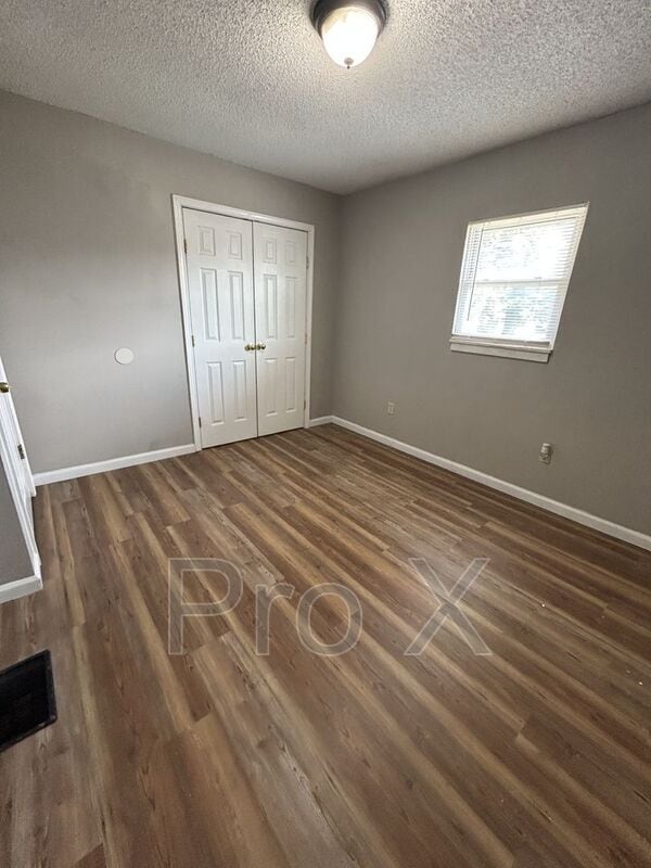 Photo - 1116 S Elm St