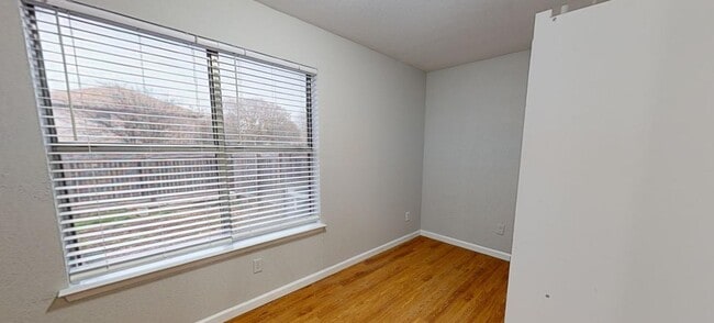 Photo - 13806 Cambourne Dr