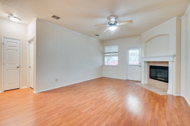 Photo - 7909 Country Home Dr