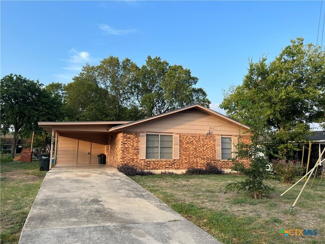 Photo - 1792 Kuehler Ave Townhome