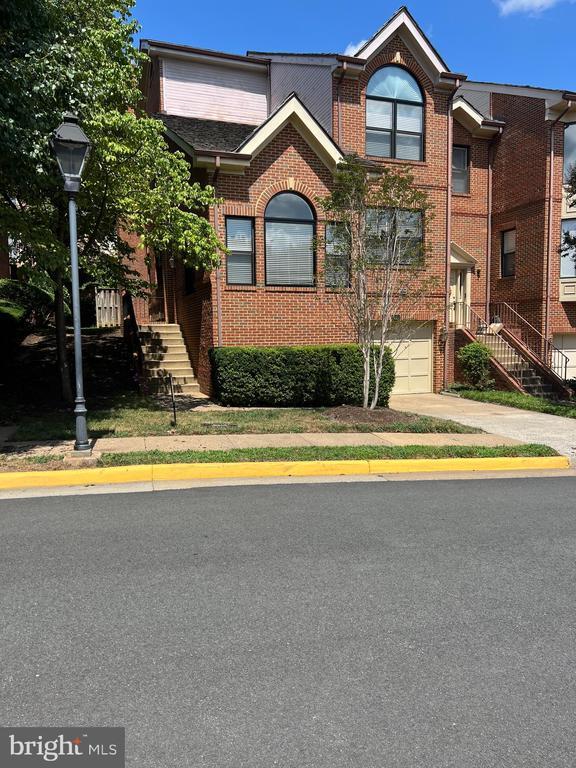 Photo - 1443 Hampton Hill Cir