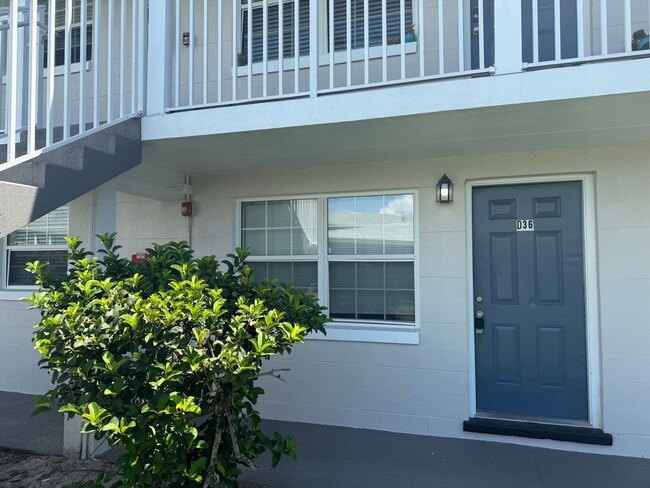 Building Photo - 2 Bed/2 Bath Condo in Mount Dora Unit D36