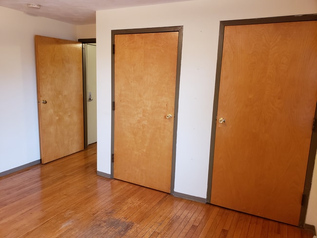 Photo - 123 W Nittany Ave Unidad August 1bd