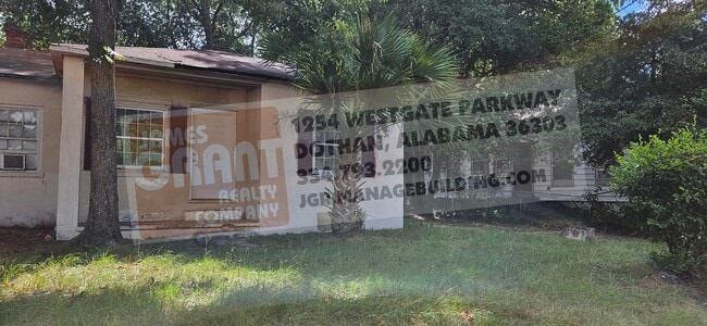 Photo - 203 Moates St