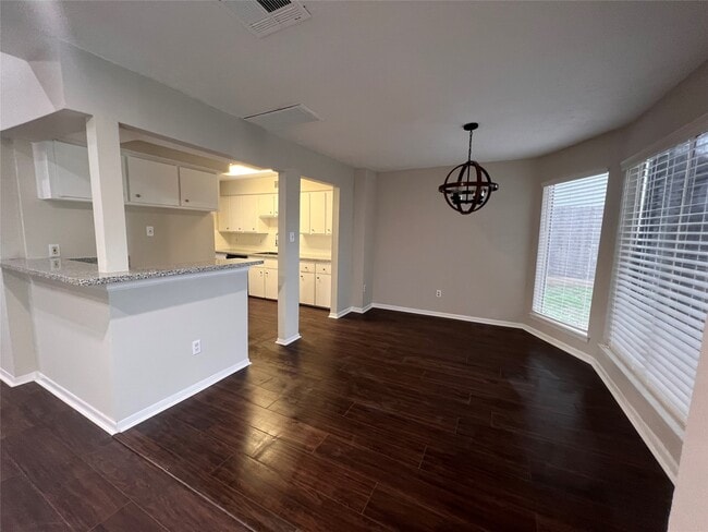 Photo - 5106 Spruce Forest Dr