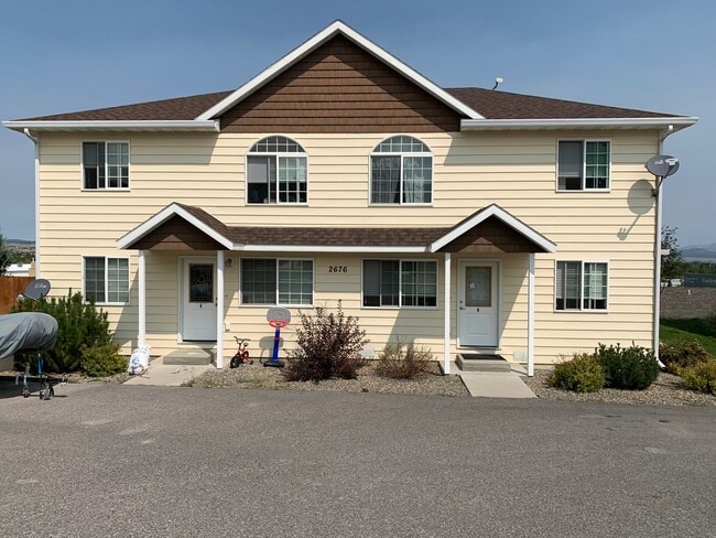 Building Photo - 2676 Overlook Blvd Unit 2676 D