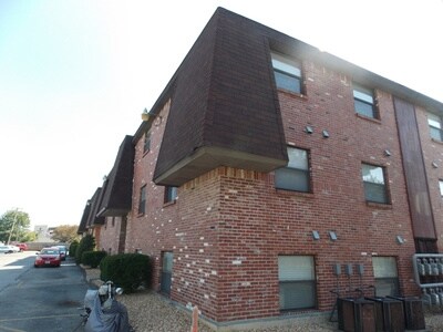 Photo - 2850-2862 S Rogers Ave