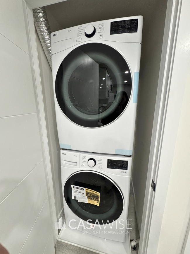 Photo - 17314-1736a 6a St NE