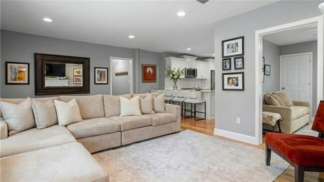 1152 Eastridge Rd SW