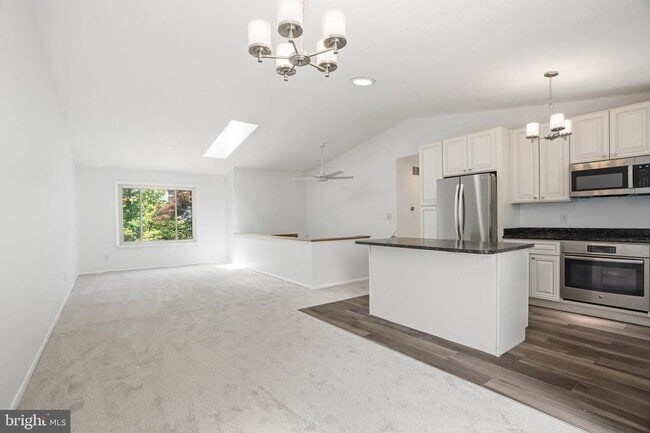 Photo - 131 Lee Dr