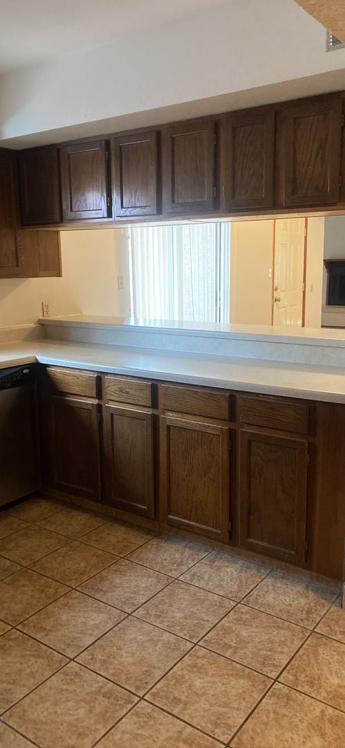 Photo - 5200 Villa View Dr Unit 1