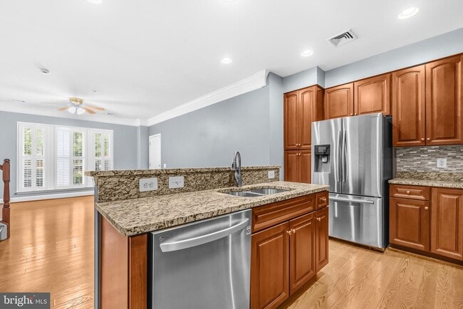Photo - 2392 Brookmoor Ln