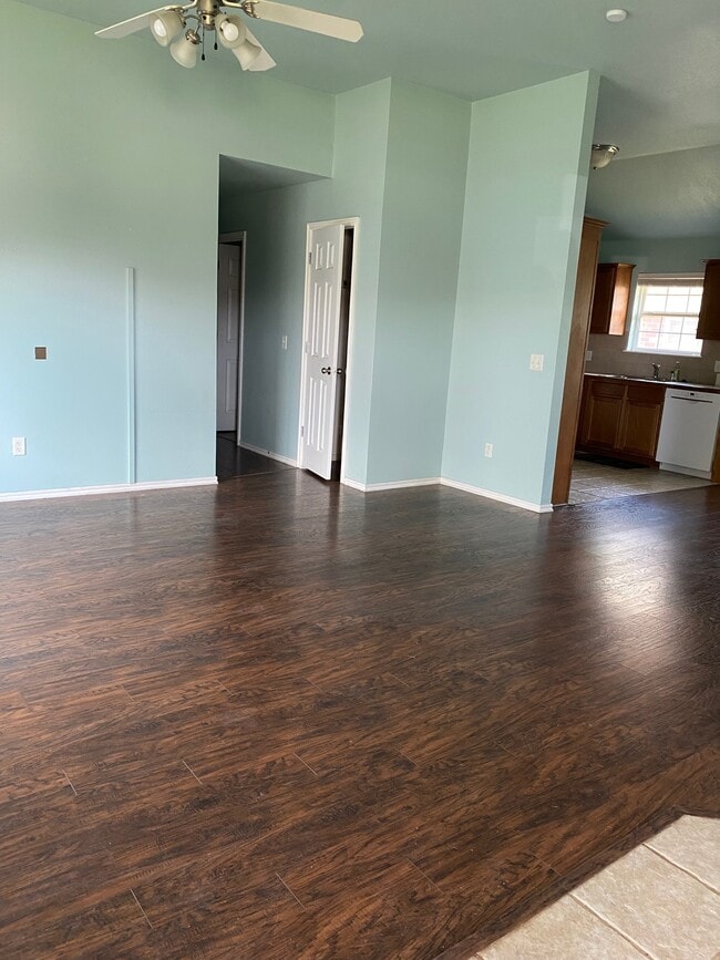Photo - 3610 Ellis Ave