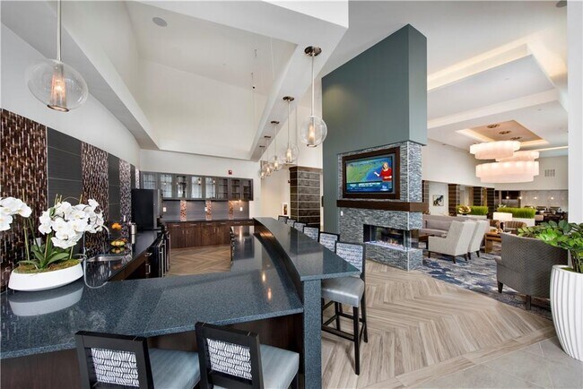 Photo - 658 Lindbergh Drive NE Unit 1426