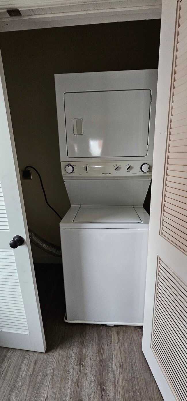 Photo - 1611 W Oxford St Unidad Apt. 1