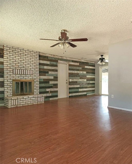 Photo - 23080 Clement St