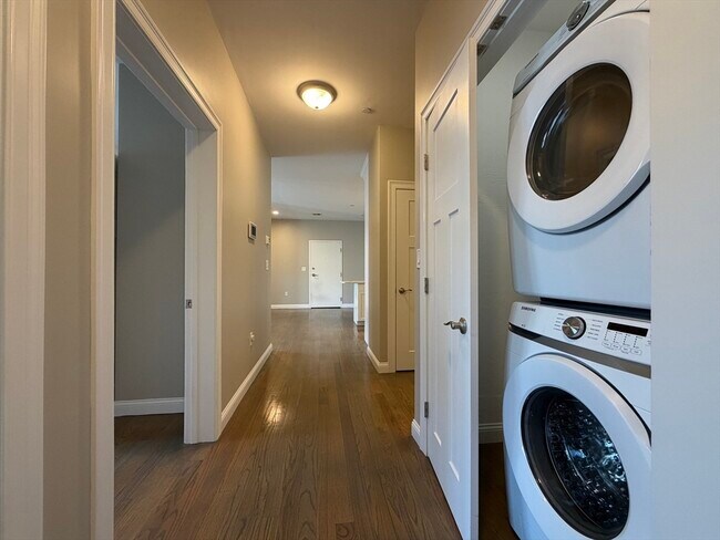 Photo - 966 Hyde Park Ave Unit 202