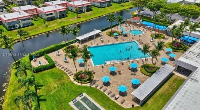 Photo - 303 Burgundy G Unit 303