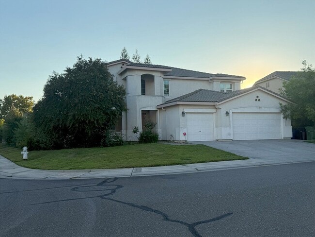 Building Photo - 6116 Ravenna Way Rental