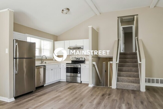 3 Bedroom Pet-Friendly Home in Columbus, OH with Main Street Renewal
