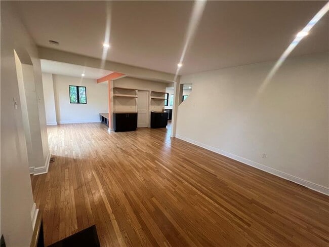 Photo - 127 Westland Dr