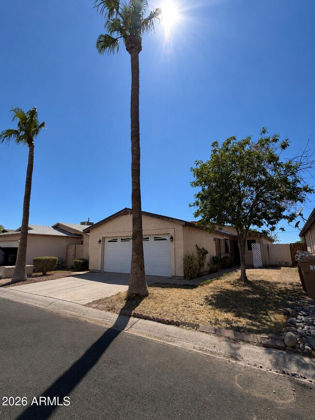 Photo - 11140 N 82nd Ln