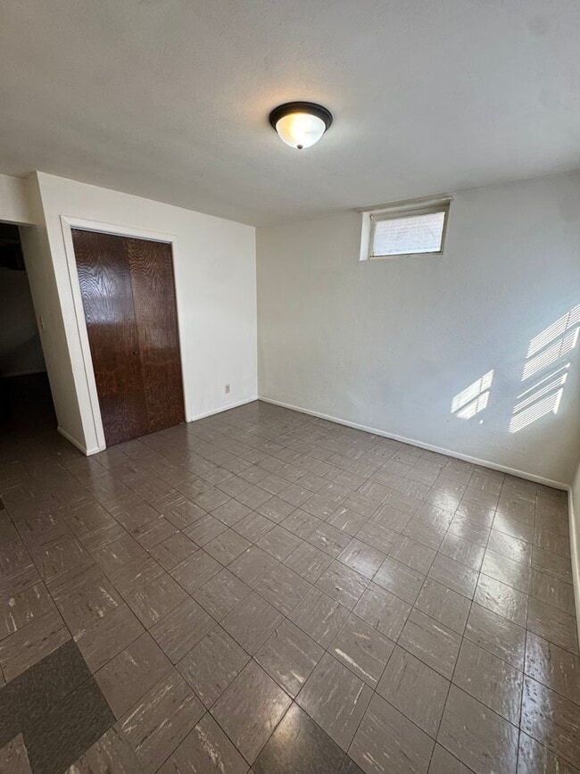 Photo - 731 Ave C