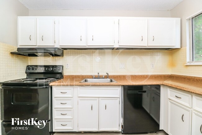 2489 Millvalley Dr