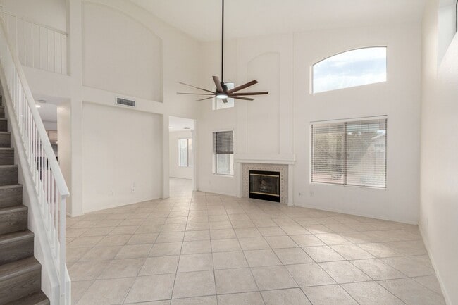 Photo - 3 Bedroom / 2.5 bath CORNER Lot in Ahwatukee