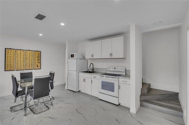 Photo - 616 3rd Key Dr