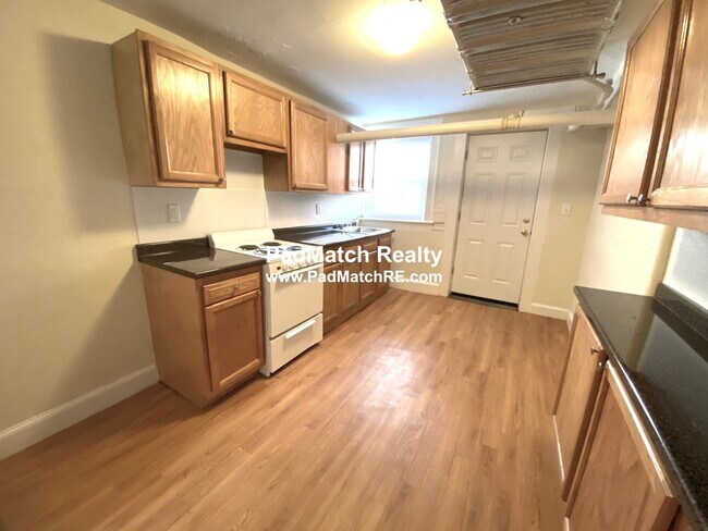 Photo - 7 Mount Hood Rd