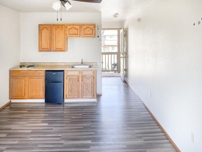 Photo - Condo for rent Unit 6