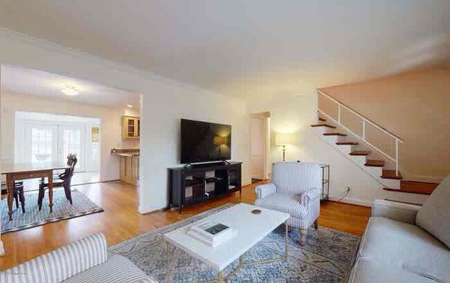 3706 Napanee Rd