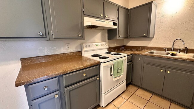 Photo - 714 NE 27th St Unit 4