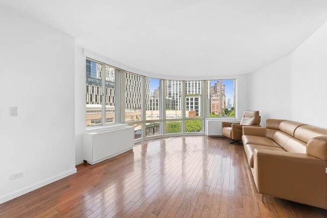 303 Greenwich St Unidad 7-K