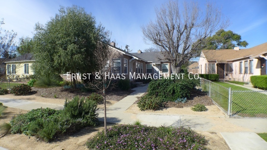 Photo - 2255 Grand Ave