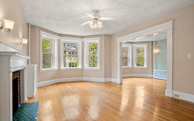 Gorgeous 2 bedroom unit in Brookline! - Gorgeous 2 bedroom unit in Brookline! Condominio Unidad 3