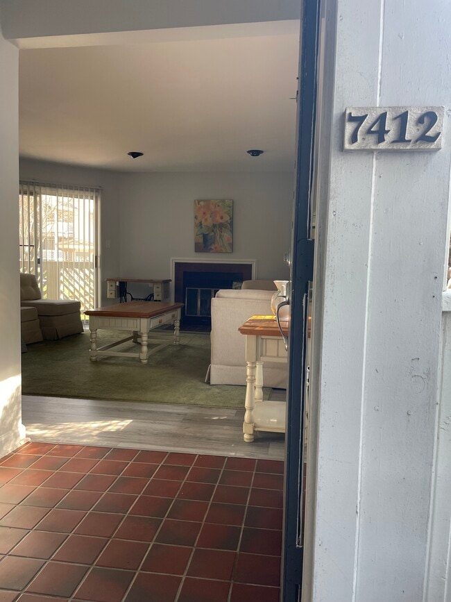 Building Photo - 7412 Ashfield Ct Unit 7412
