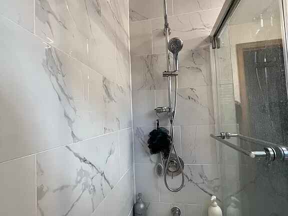 Beautiful dual head shower