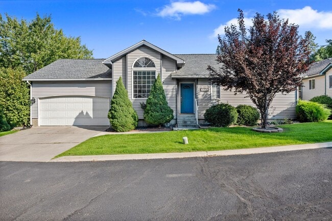 Building Photo - Spacious Latah Valley Home - Gated Community