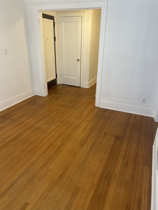 Photo - The Frederick Apartments