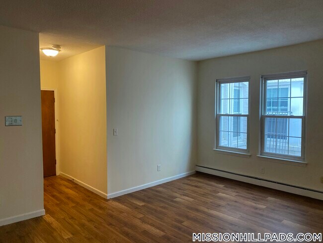 Photo - 66 S Huntington Ave Unit 12