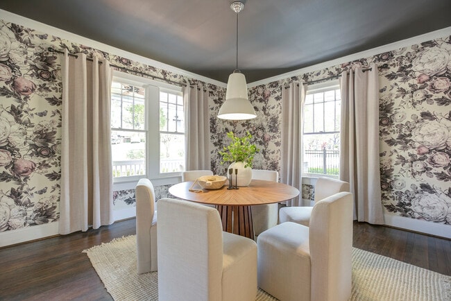 Photo - 429 W Park Ave