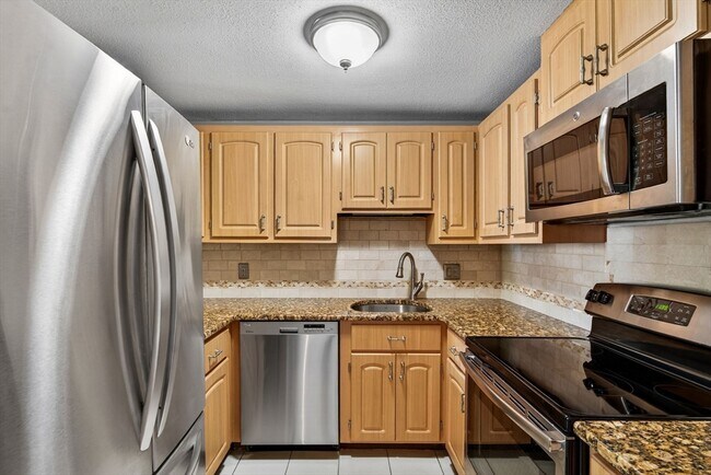 Photo - 35 Hazen Rd