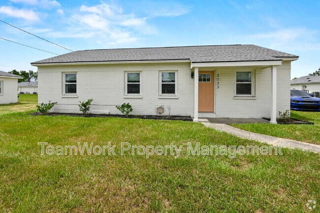 Building Photo - 3033 Azalea Dr Rental