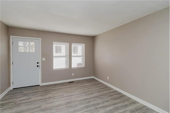 Photo - 919 N Piatt Ave