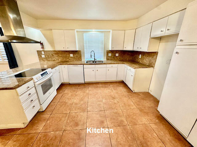 Photo - 73073 Santa Rosa Way