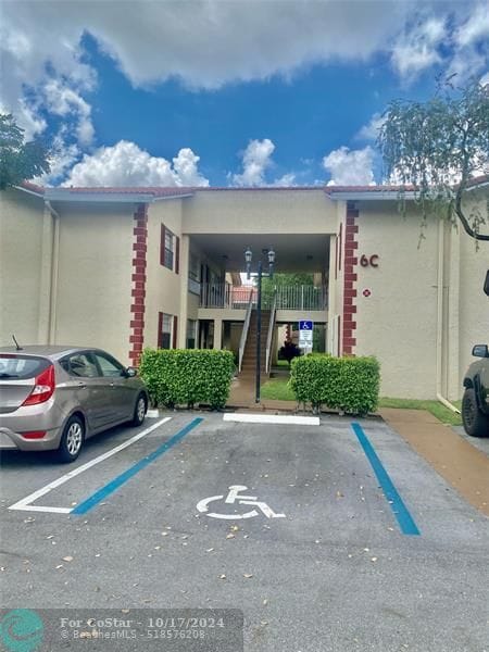 Building Photo - 3556 N UNIVERSITY Dr Unit K-6 Rental