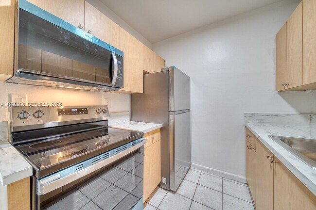 Photo - 19110 NW 36th Ave Unit 19110