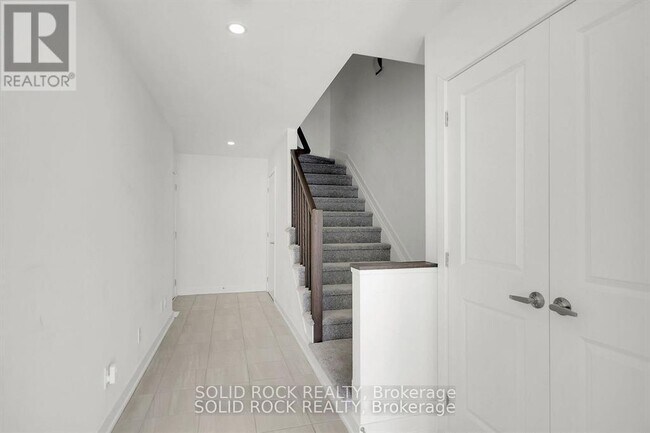 Photo - 574 Tahoe Hts